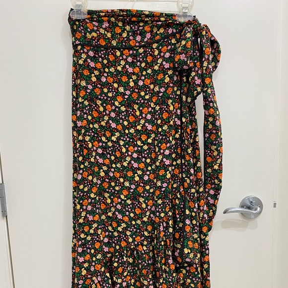 Silk Joycedale Ganni Wrap Skirt - Picture 4 of 6